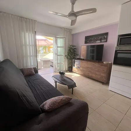 Orlando Pool View And Cozy Terrace Апартаменты