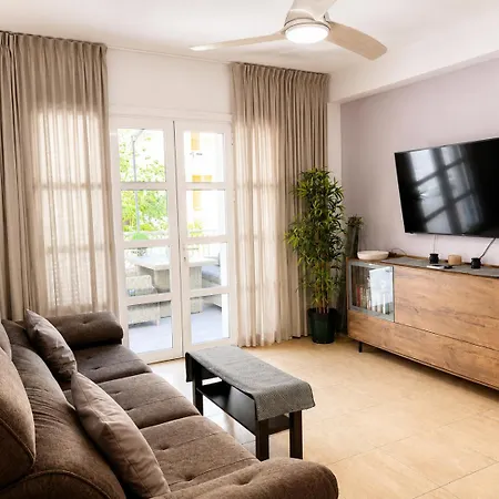 Orlando Pool View And Cozy Terrace Διαμέρισμα